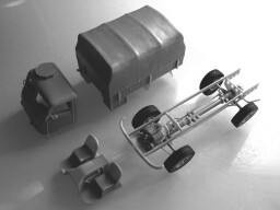 MAC Tatra 805 valník s plachtou 1:43 